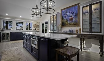 927 N Shore Dr, Biloxi, MS 39532
