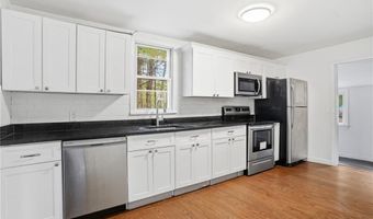 788 Phillips Hill Rd, Coventry, RI 02816