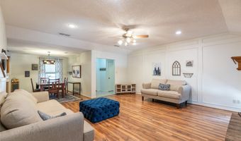 5217 Meadowick Ln, Abilene, TX 79606