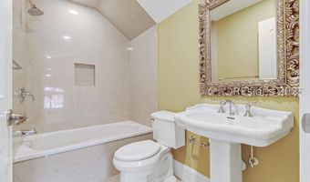 227 Hampton Lake Dr, Bluffton, SC 29910