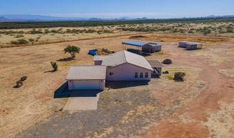 1176 W Trigger Ln, Cochise, AZ 85606