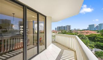 1000 W Island Blvd 504, Aventura, FL 33160