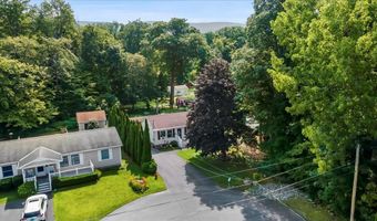20 Rockwood St, Bennington, VT 05201
