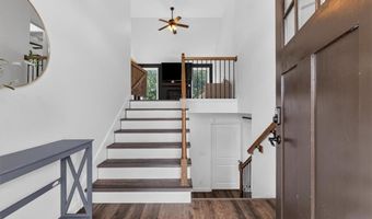 16913 Juniper Dr, Basehor, KS 66007