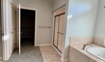 2702 Country Oaks Dr, Atlantic, IA 50022