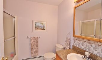 122 Chickadee Ln, Bangor, ME 04401