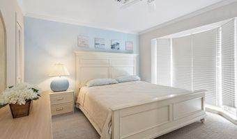 367 Villa Dr S, Atlantis, FL 33462