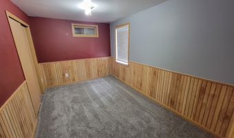 615 N 3rd St, Aberdeen, SD 57401
