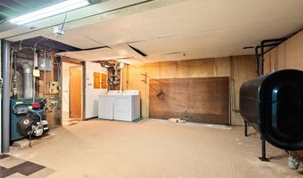 22 Oakland Cir, Abington, MA 02351