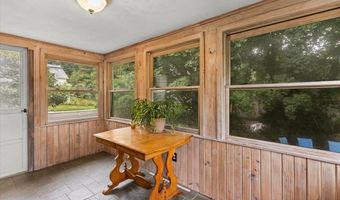 578 Woonasquatucket Ave, North Providence, RI 02911