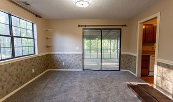 528 Gardner Rd, Baxley, GA 31513