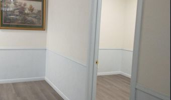 112 N Madison Ave, Aurora, MO 65605