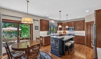 6622 N Kurey Dr, Appleton, WI 54913