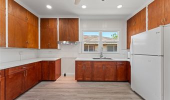 99-42 Kauhale St, Aiea, HI 96701