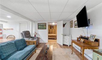 42 Charles Ave, Charlestown, RI 02813