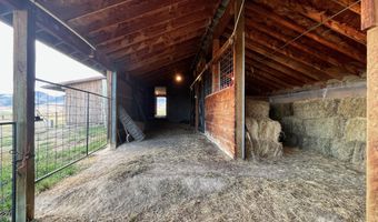 838 Hwy 335, Big Horn, WY 82833