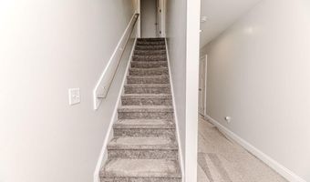 216 Vanderbuilt Ct, Aberdeen, NC 28315