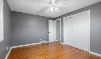 4710 W CAPITOL Dr, Appleton, WI 54913