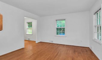 2826 JEFFERSON Dr, Alexandria, VA 22303