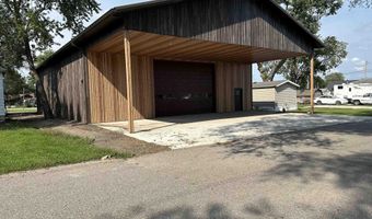 21 11th Ave W, Albia, IA 52531