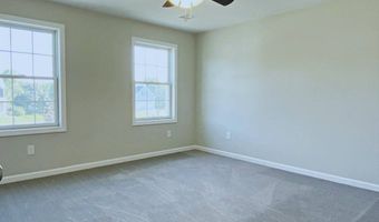 25 Damato Way, Agawam, MA 01001