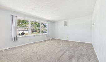 4412 Alhambra Dr, Anderson, IN 46013