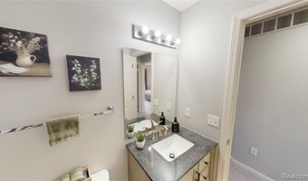 2916 Signature Blvd, Ann Arbor, MI 48103