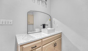 2805 Shiloh Ln, Altus, OK 73521