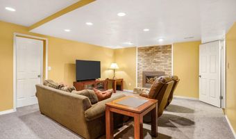 1138 Briggs Dr, Bountiful, UT 84010