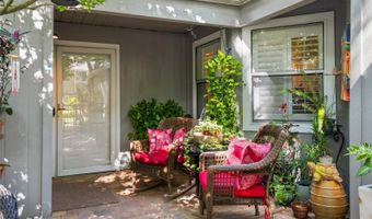 623 RED OAK Cir 109, Altamonte Springs, FL 32701