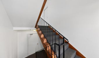 1327 Holgate Dr C, Ballwin, MO 63021