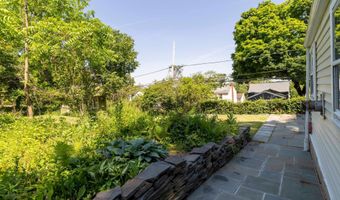 950 BRADFIELD Rd, Abington, PA 19001
