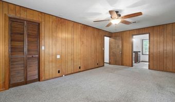 612 E Glendale St, Aurora, MO 65605