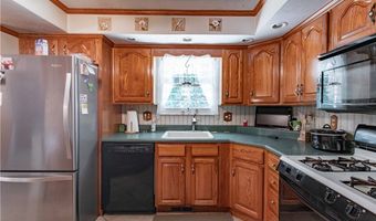 905 Roosevelt Ave, Aliquippa, PA 15001