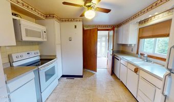4916 5th Ave, Altoona, PA 16602