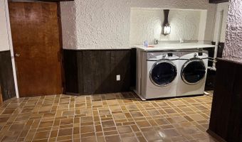 8514 WOODHAVEN Blvd, Bethesda, MD 20817
