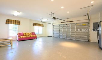 7 Crescent Cir, Bluffton, SC 29910