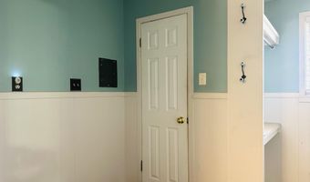 308 E 9th St, Anton, TX 79313