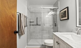 150 S Union Rd 132, Amherst, NY 14221