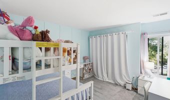 4936 SAUQUOIT Ln, Annandale, VA 22003