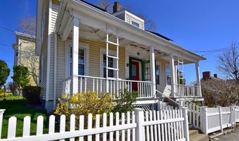 55 Mt Hope Ave, Bristol, RI 02809