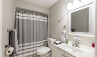 102 Andover Sparta Rd, Andover, NJ 07860