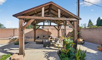 646 S Courson Dr, Anaheim, CA 92804