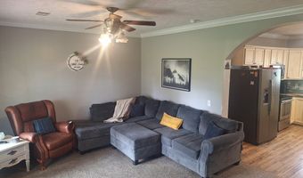 7641 Nails Ferry Rd, Baxley, GA 31513