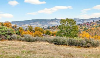 2026 Ashland Mine Rd, Ashland, OR 97520