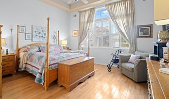 2 Woodlake Ct, Barnegat, NJ 08005