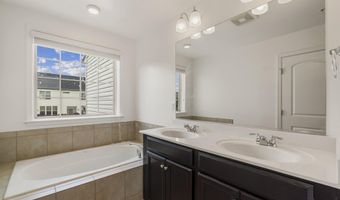 860 NANCY LYNN Ln, Arnold, MD 21012