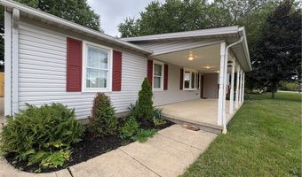 110 Habant Dr, Amherst, OH 44001