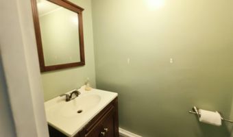 9 ELNA Ct, Bayonne, NJ 07002