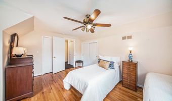 1507 Dicken Dr, Ann Arbor, MI 48103